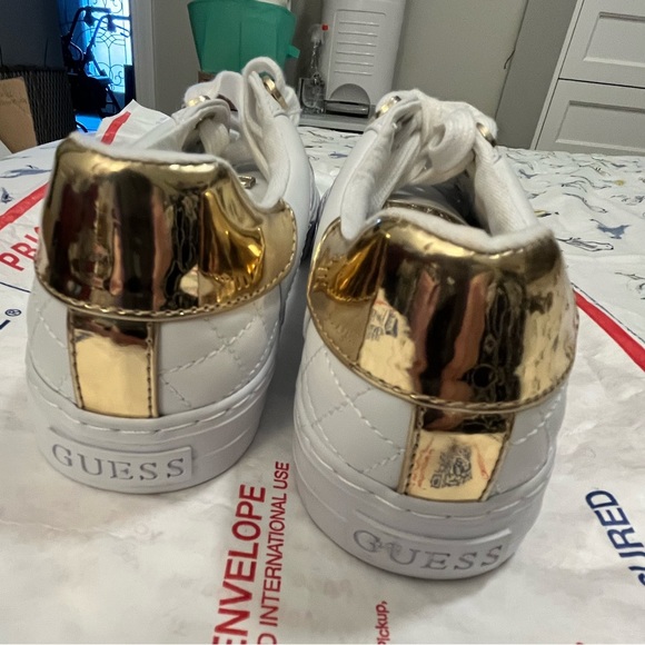 ๐๐ฆ๐ธ๐ฝ ๐๐พ๐ฎ๐ผ๐ผ ๐ผ๐ท๐ฎ๐ช๐ด๐ฎ๐ป๐ผ - Picture 5 of 9